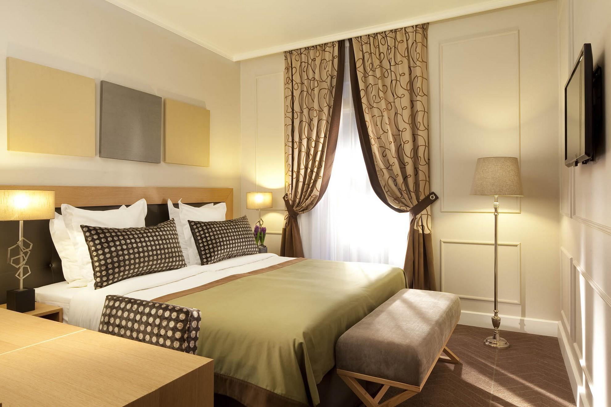 Hotel Galileo Champs Elysées Parigi