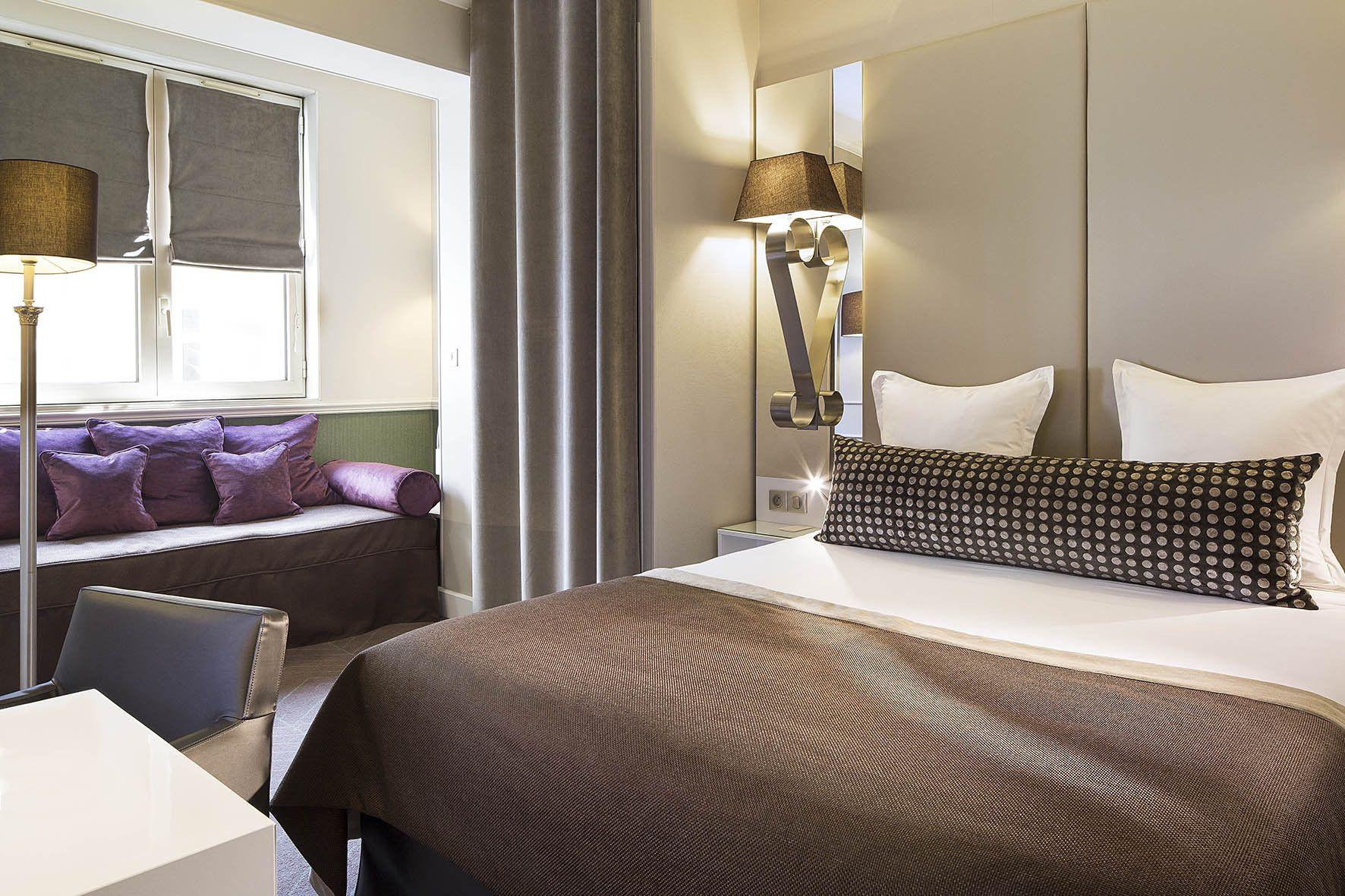 Hotel Galileo Champs Elysées
