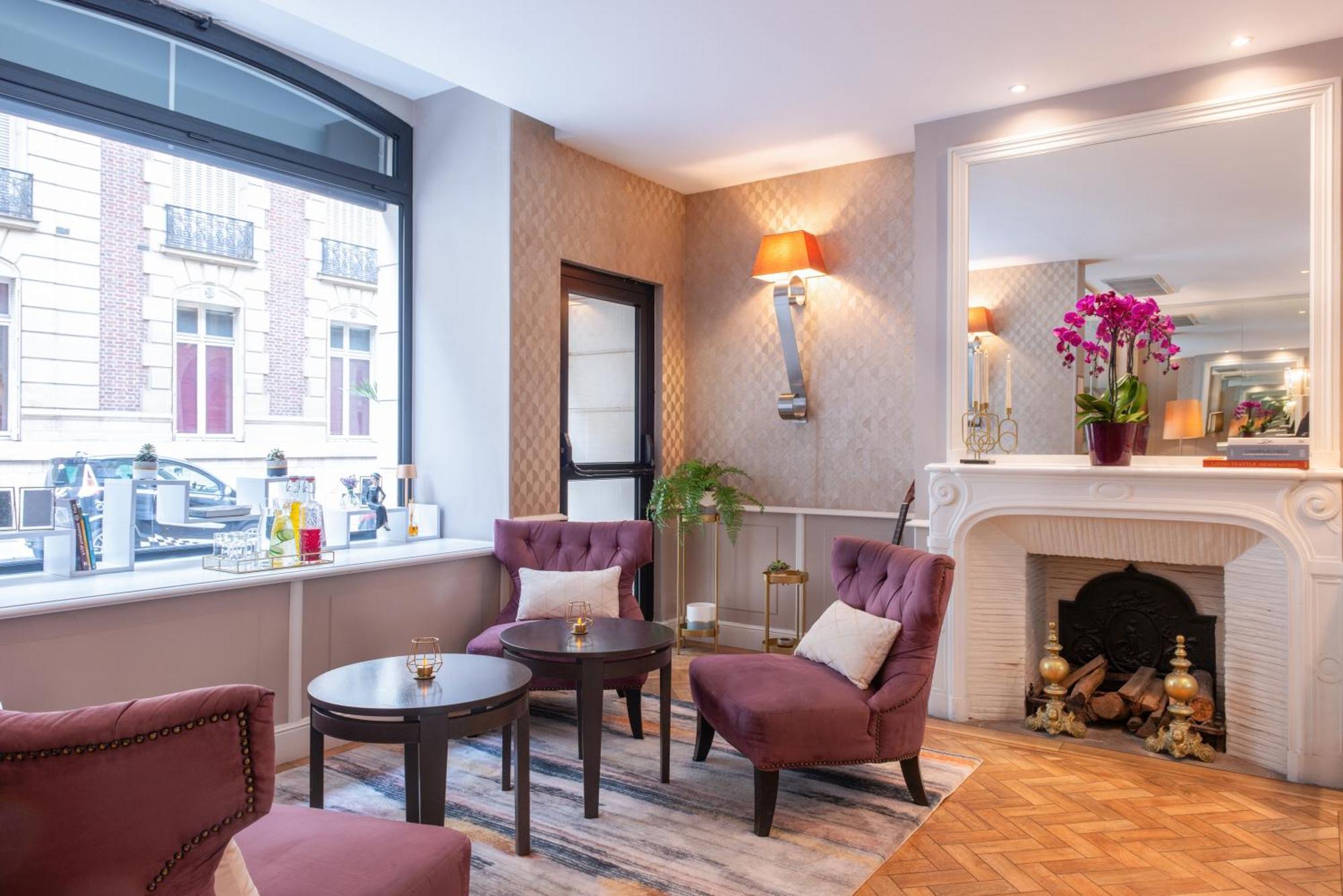 Hotel Galileo Champs Elysées 4*