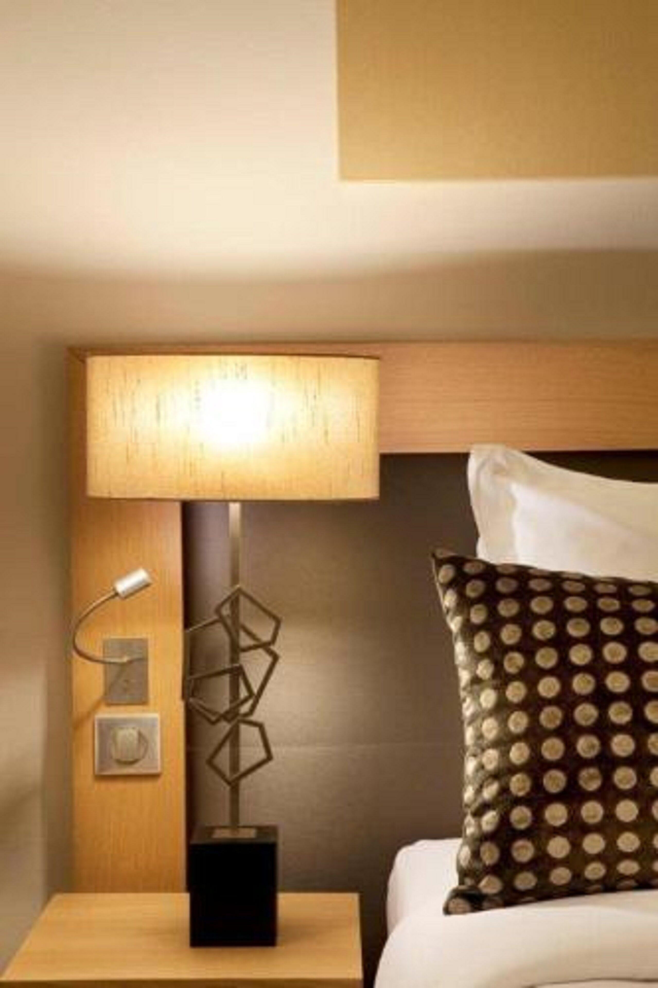 Galileo Champs Elysées Hotel