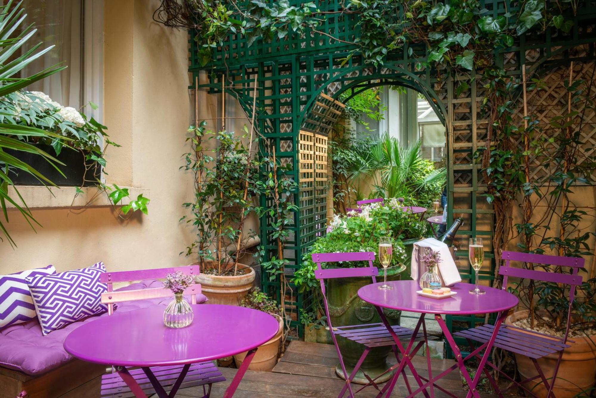 Galileo Champs Elysees