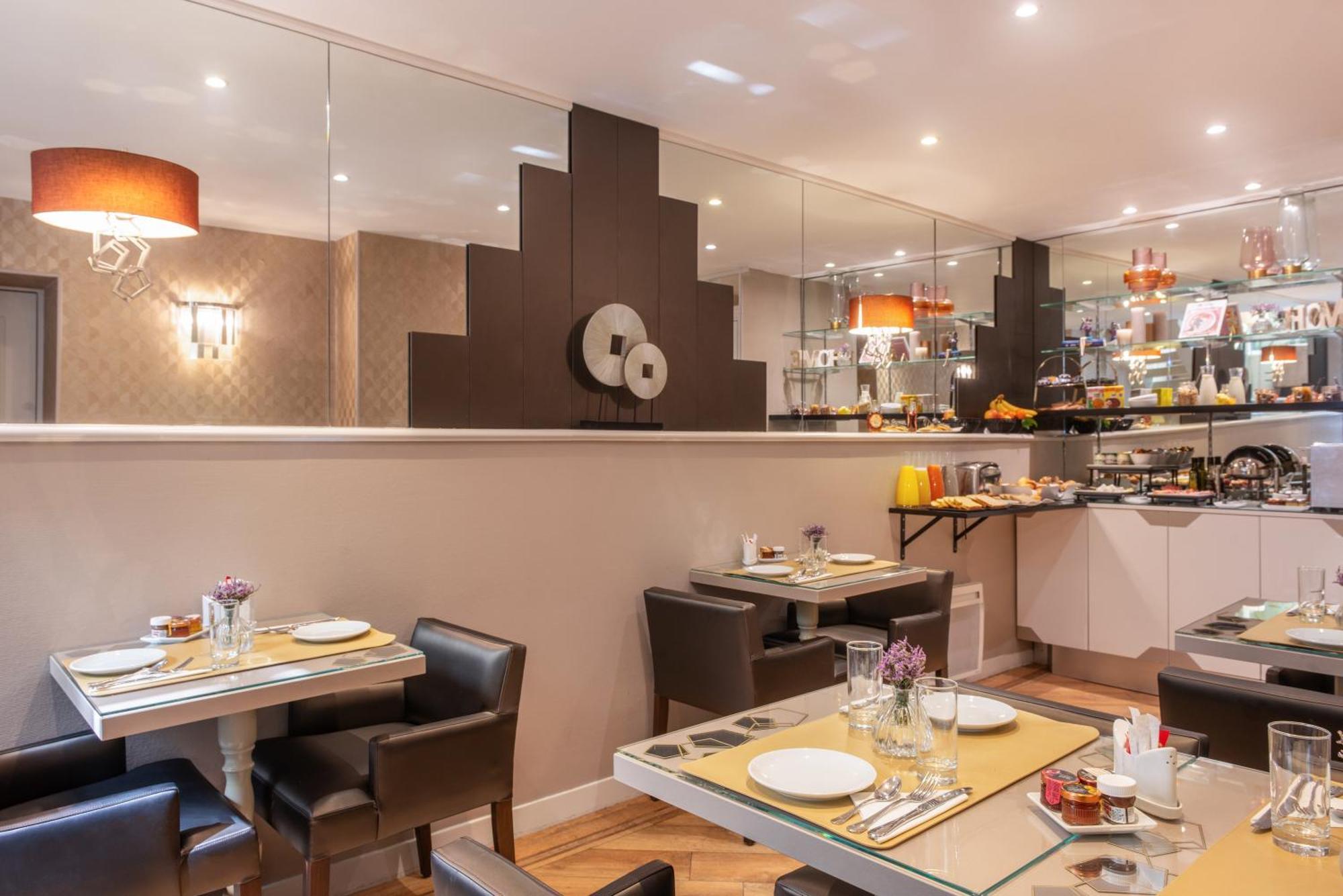 Galileo Champs Elysees Paris